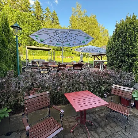 Waldhotel Einstein 3* كيرتشهانديم