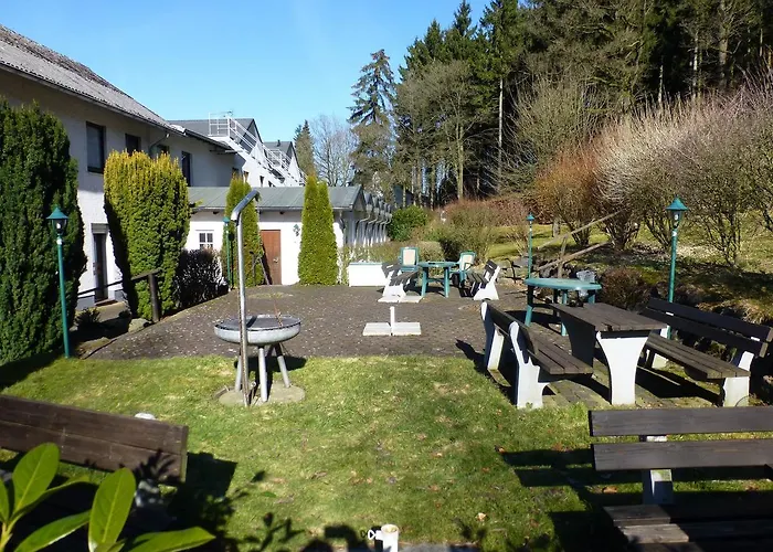 酒店 Waldhotel Einstein 3*