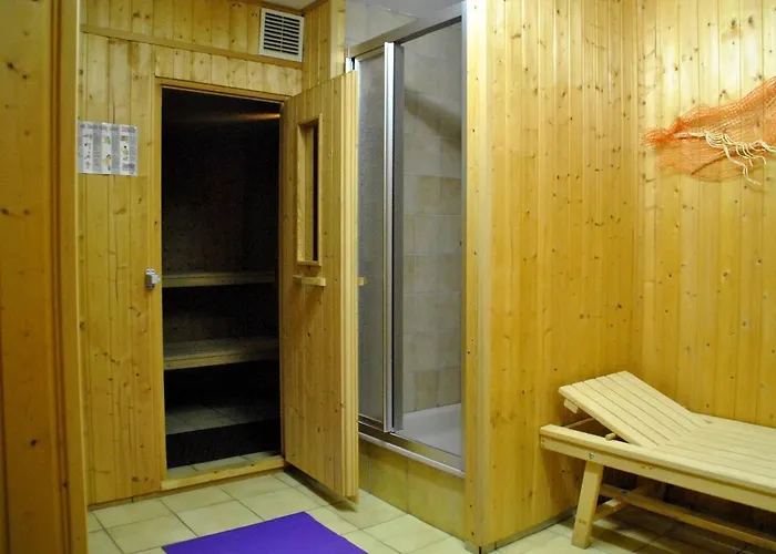 Waldhotel Einstein 酒店 3*